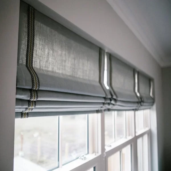 ستائر رومانية